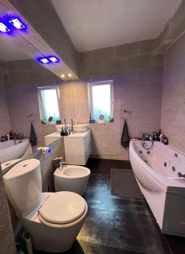 Apartament Tip Penthouse | 3 Camere | Terasă Panoramică | Universitate - Poză 9