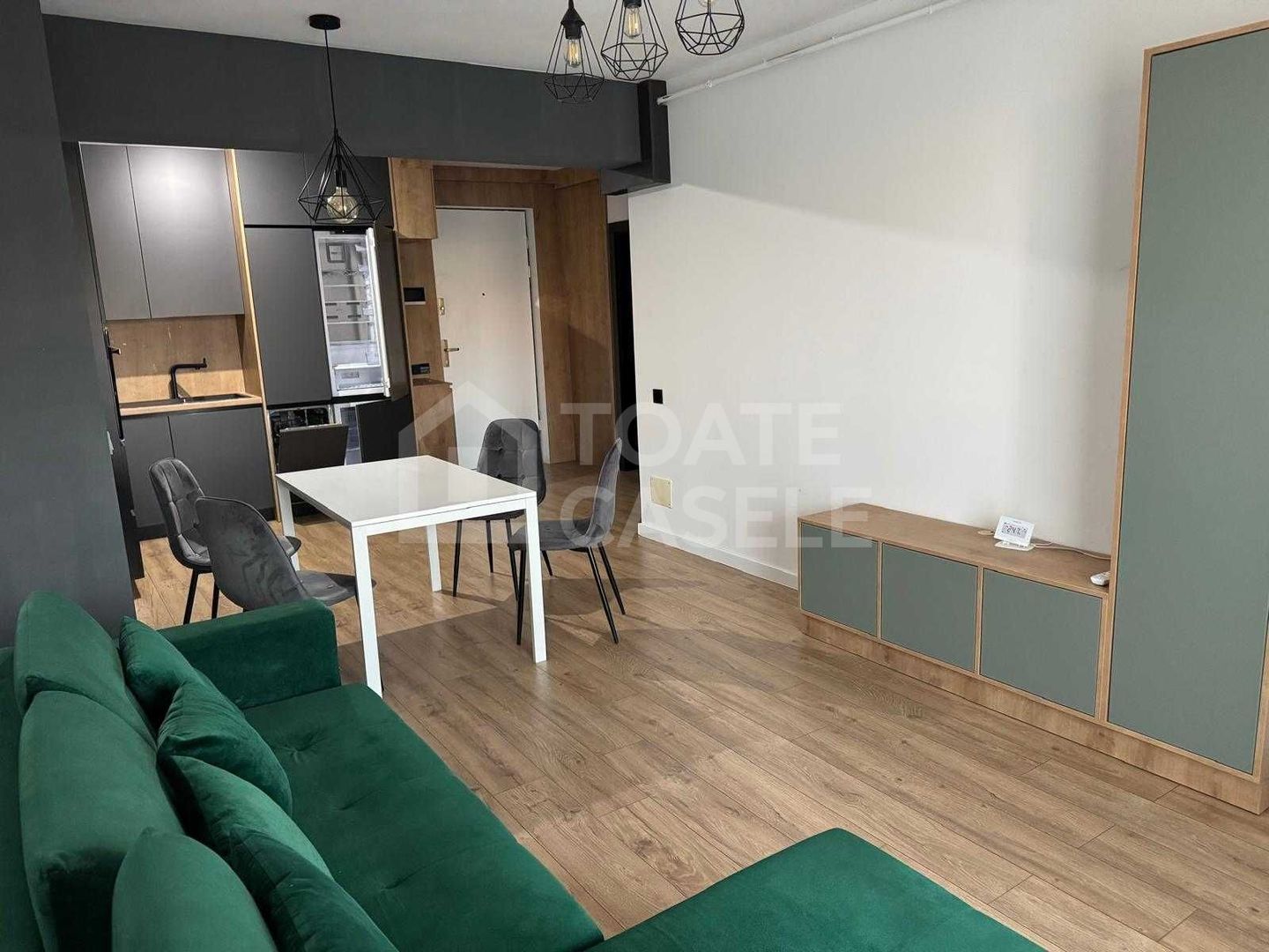 Apartament 2 camere , mobilat, utilat,  zona Frunzisului - Poză 1