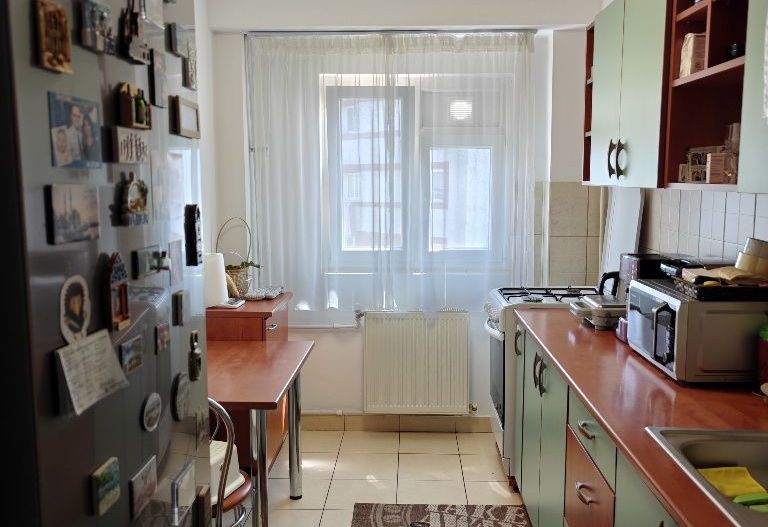 Vanzare apartament 2 camere Titan, bloc 1978, 5 min. metrou 1 Decembrie 1918 - Poză 4