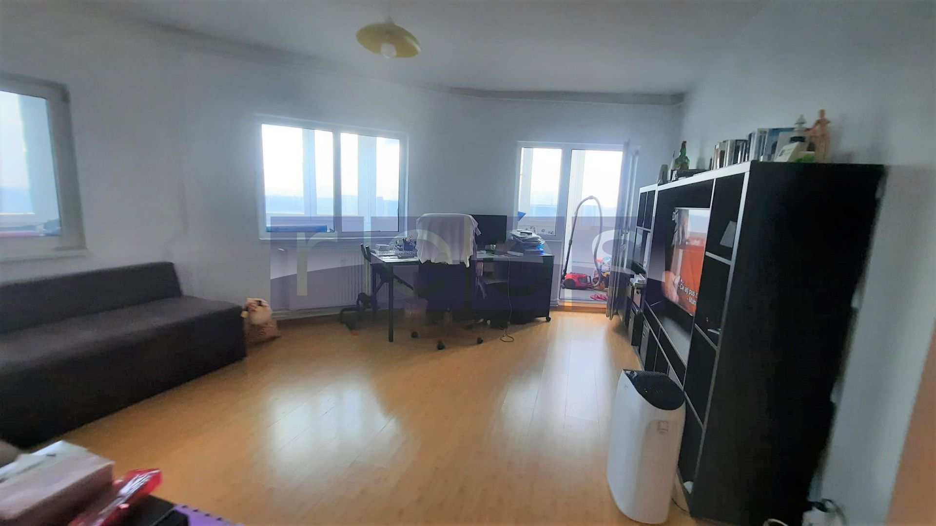 63000 Euro | 2 CAMERE | BLOC 1984 REABILITAT TERMIC | PARC SEBASTIAN - Poză 3