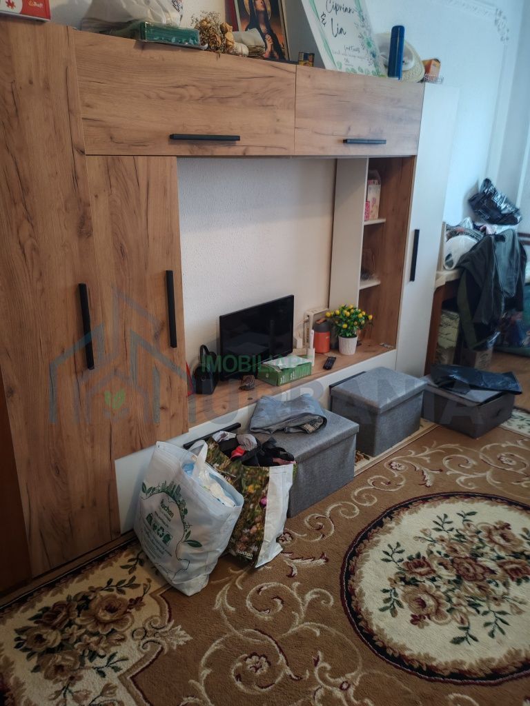 Închiriez  Apartament cu doua camere - Poză 2