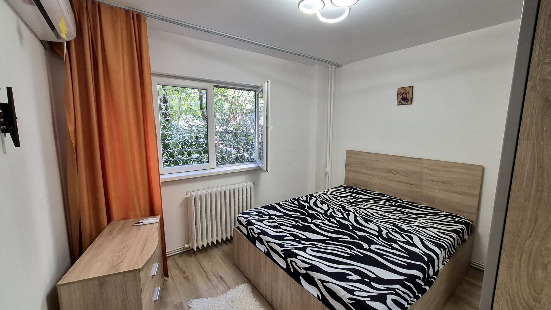 Apartament cu 3 camere 65 mp bloc 1984 - Rahova - pret 115.000 euro - Poză 3
