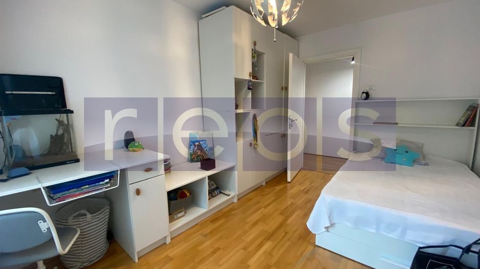 Apartament 3 camere renovat | Teiul Doamnei | Boxa 11mp+boiler - Poză 8