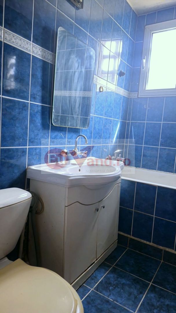De vanzare apartament cu 3 camere, Tiglina 1, etaj 2, 62.000 euro - Poză 3