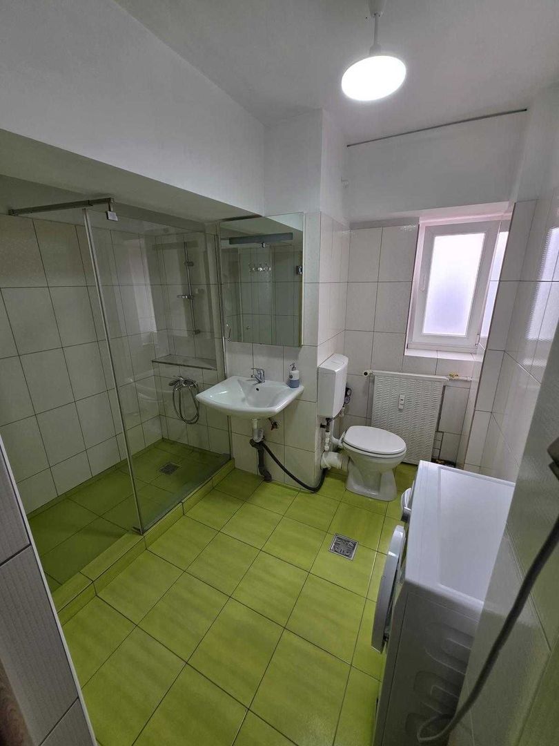 Închiriez apartament 2 camere – Piața Alba Iulia, vedere panoramică - Poză 7