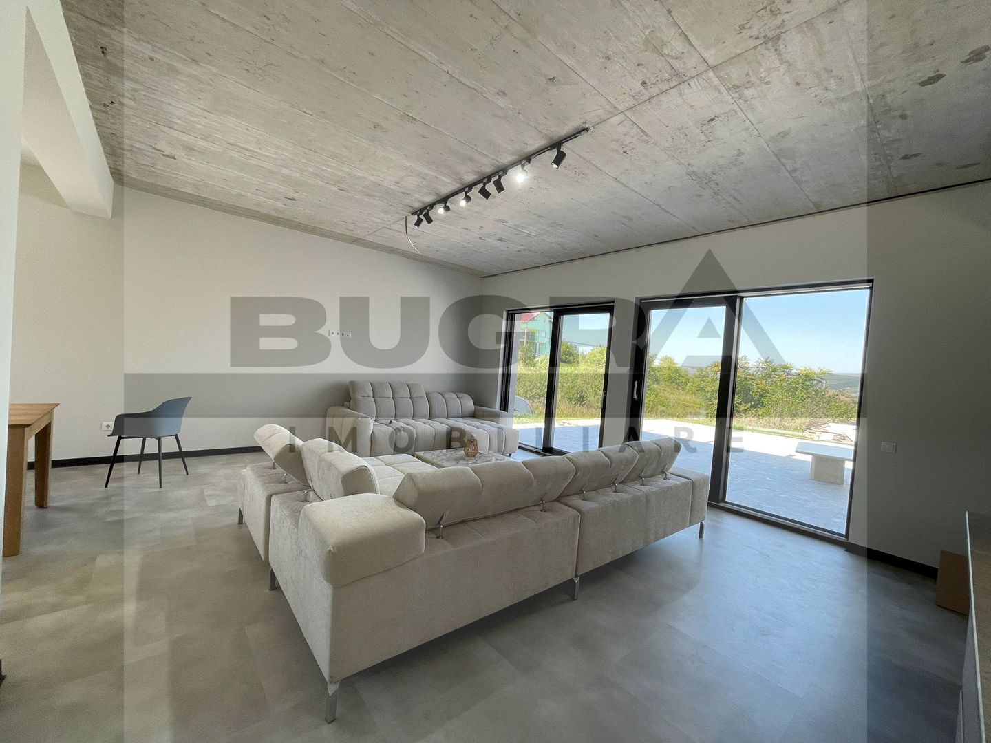 Duplex nou la prima inchiriere,  225mp, zona Aerodrom Avram Iancu - Poză 2