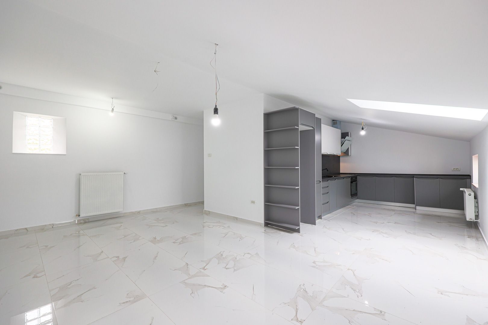 VANDUT! 3 camere amenajat, Finisat premium. - Poză 9