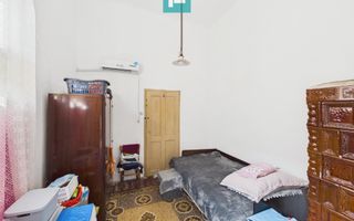 Apartament la casă, 3 camere - P-ța Catedralei - Poză 7