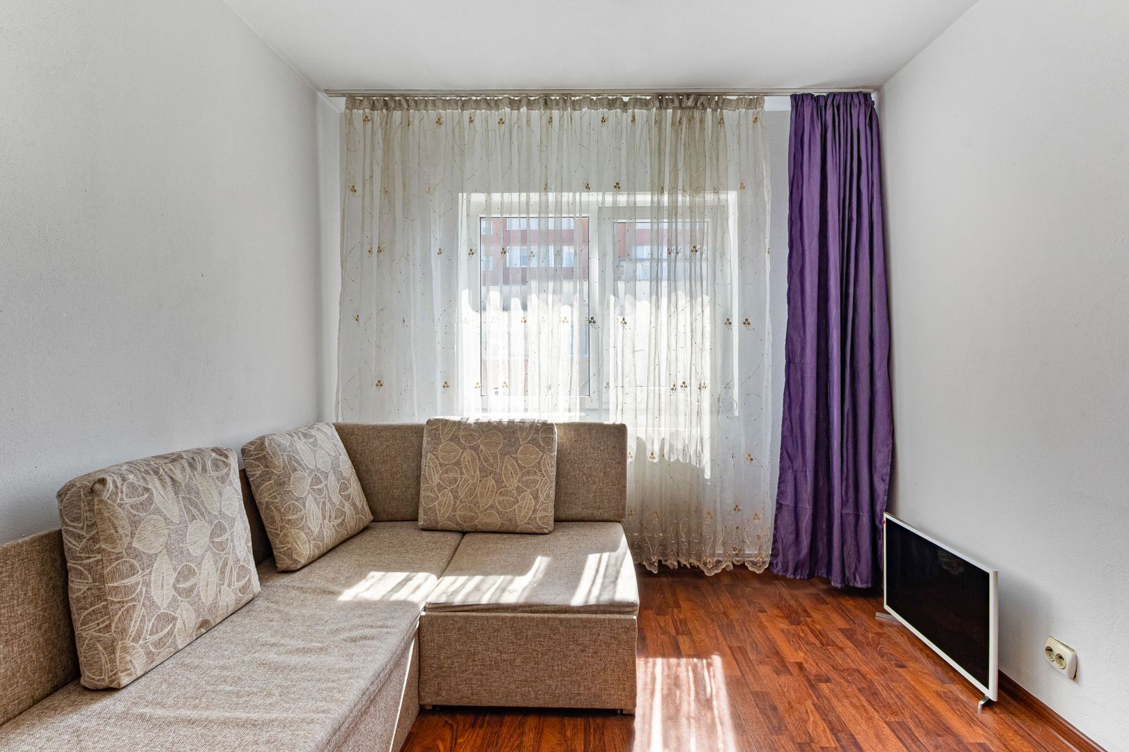 Apartament cu 3 camere de vânzare in Astra - Poză 4