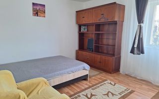 Zorilor, apartament luminos, 2 camere și balcon închis, parcare. - Poză 2
