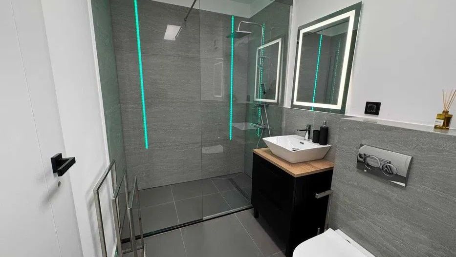 VANZARE APARTAMENT 2 CAMERE ULTRAFINISAT ZONA TEILOR - Poză 8