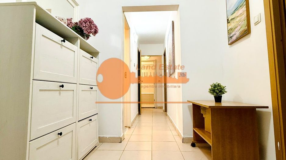 Apartament cu 3 camere in zona Crangasi - Poză 8