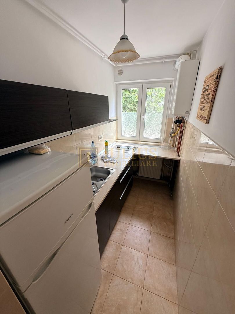 2 camere| Dacia-la 8 minute de Iulius Mall| centrala proprie| apartament frumos| - Poză 12