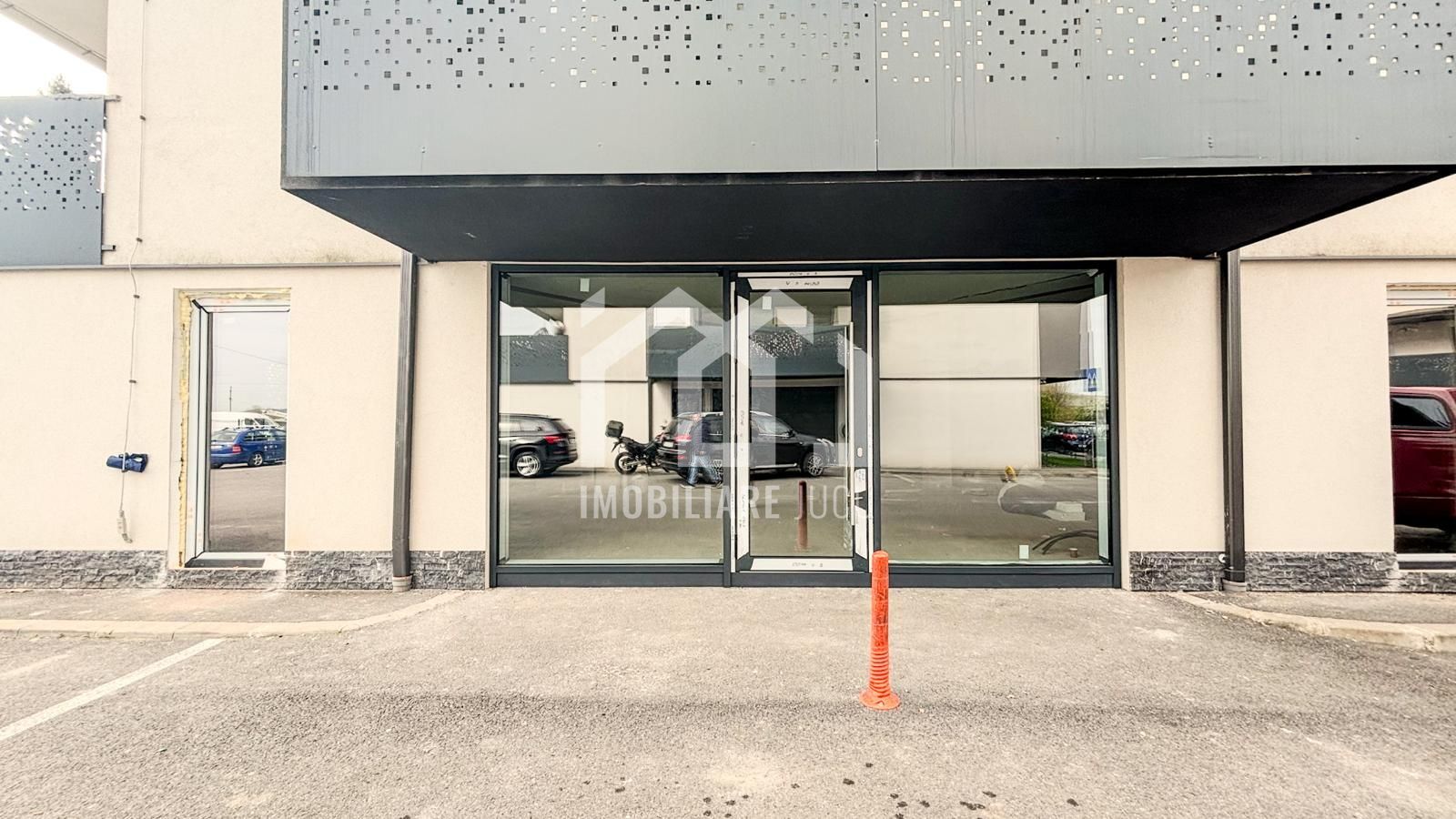 Spatiu comercial de inchiriat, Parcare, Apahida-Sannicoara - Poză 8