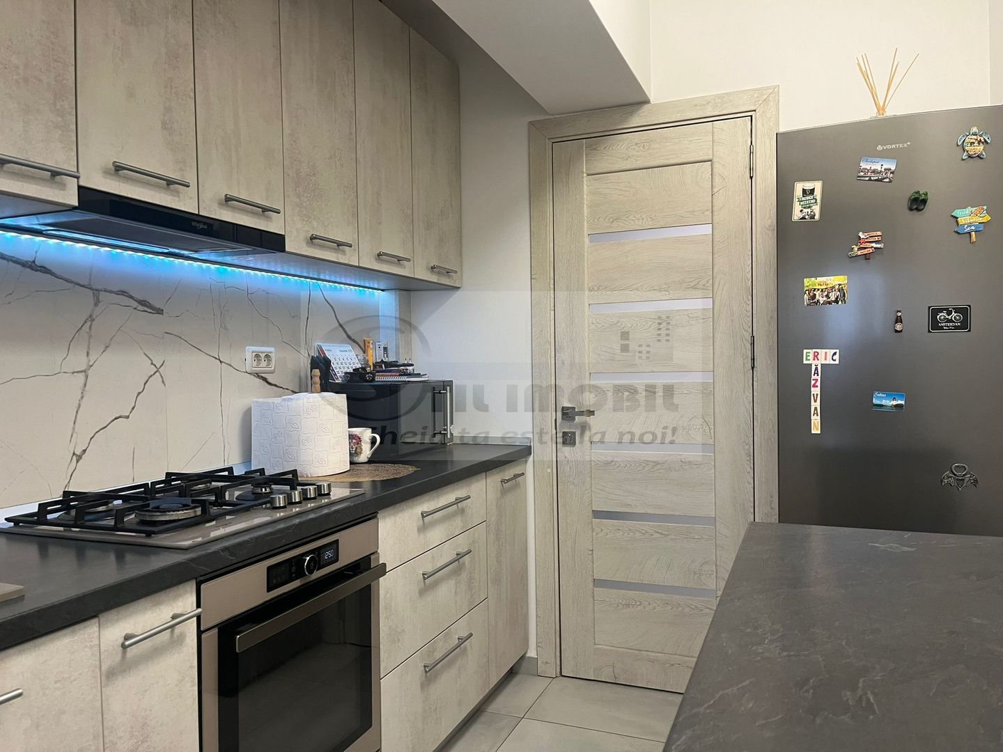 Apartament 2 camere Platou Galata - 420 EURO - Poză 2