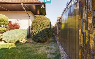 Casă pe Strada Oituz - Poză 4