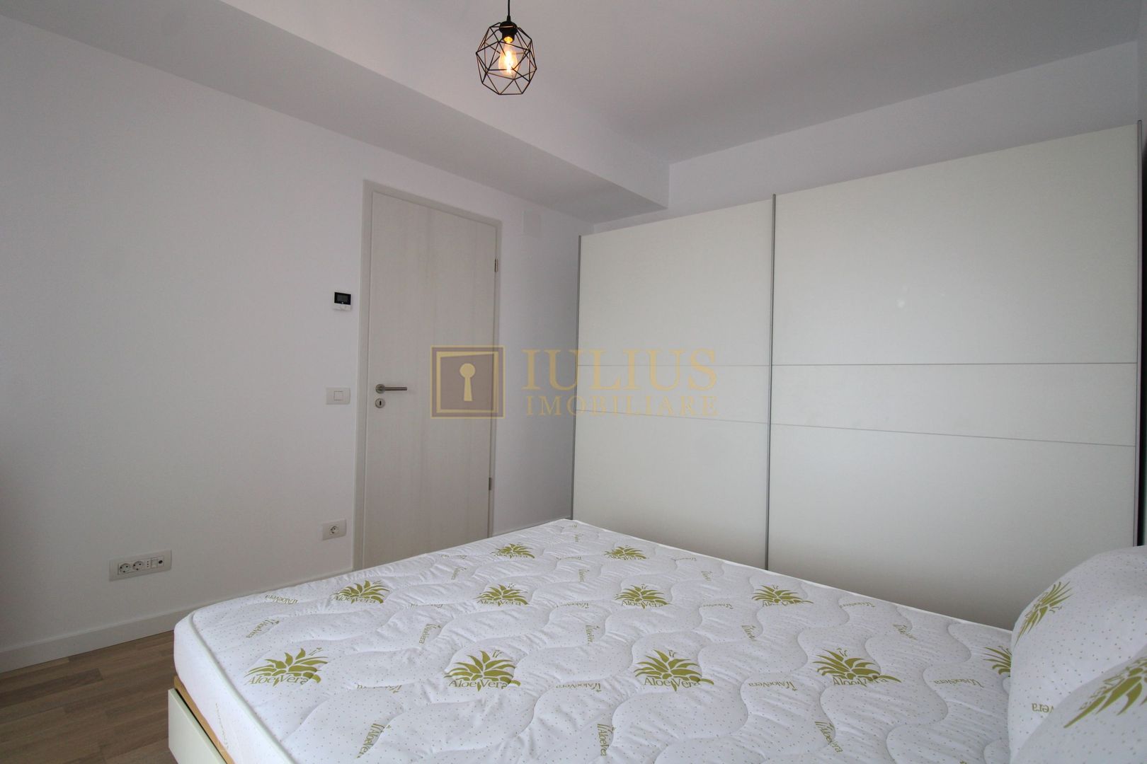 ISHO - Take Ionescu; 2 camere, mobilate modern. - Poză 14