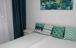 Închiriere apartament 2 camere, Nicolina, 56 mp, etaj 1