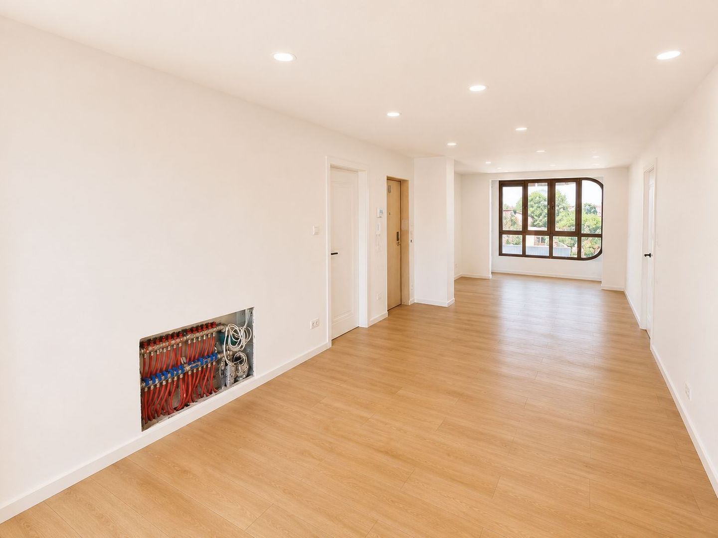 # Apartament renovat integral, Satu Mare zonă centrală, etaj 3/4 - Poză 1