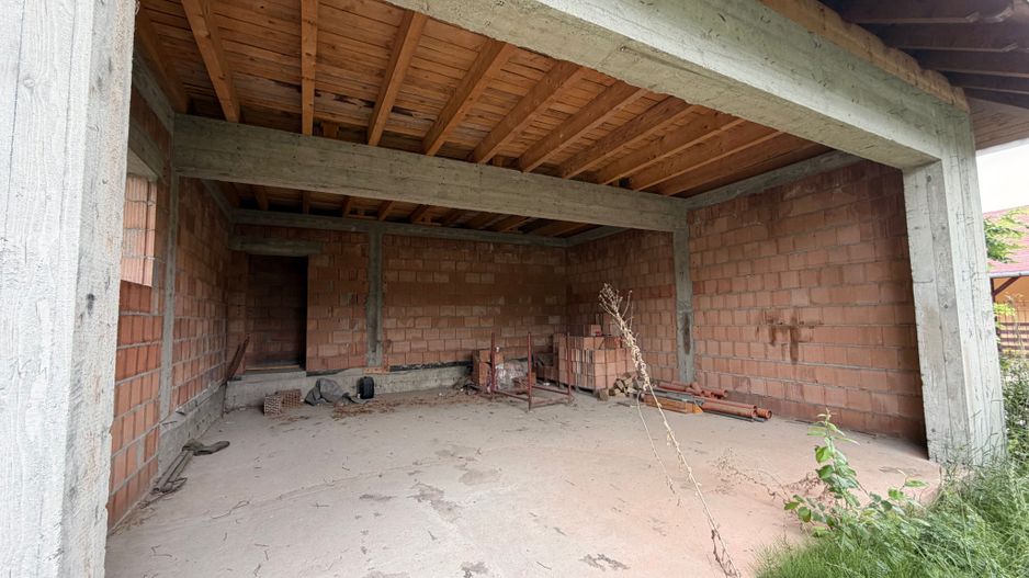 Casă de vânzare 260 mp utili + 1052 mp teren in centrul orasului Covasna - Poză 18