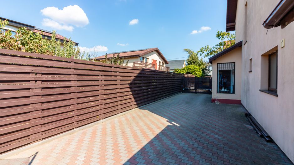 Casă primitoare  | Tunari | Grădină spațioasă plus piscină - Poză 20