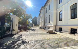 Masterpiece Heritage Villa***18 rooms//DOWNTOWN BUCHAREST - Poză 1