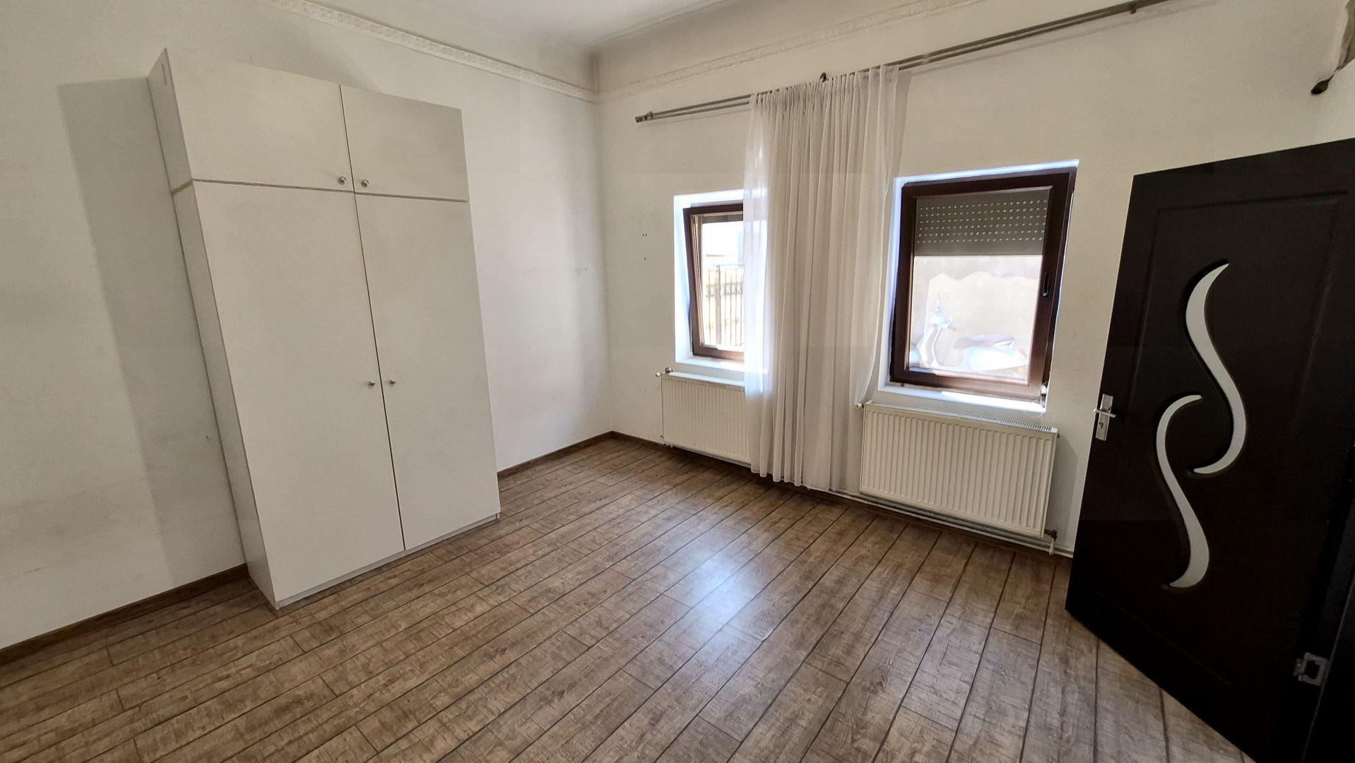 Casa Parter 43,40 mp + bucatarie anexa 13,40 mp - Parcul Carol - Poză 5