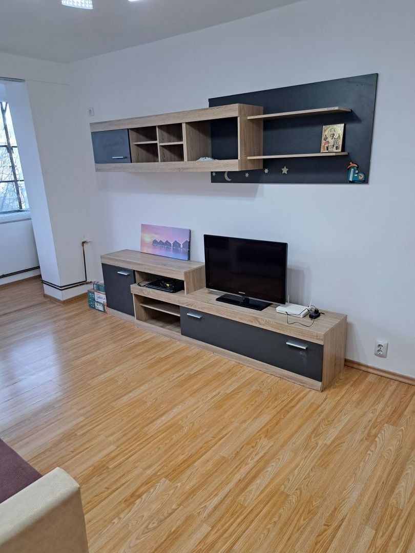Apartament 3 camere decomandat, 3 balcoane, Colentina – Plumbuita - Poză 2