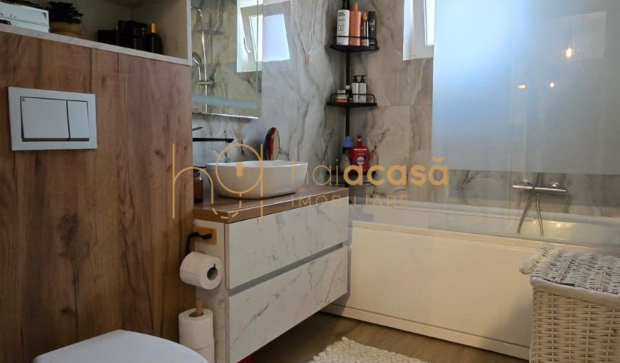 Apartament 2 camere decomandate 53 mp zona Eroilor - Poză 14