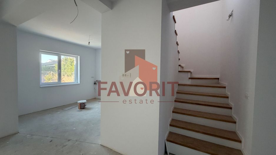 COMISION 0%. Duplex despartit prin garaj finisat la cheie in Dumbravita - Poză 11