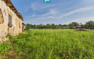 Casă în centrul localității Dezna, județul Arad - Poză 5