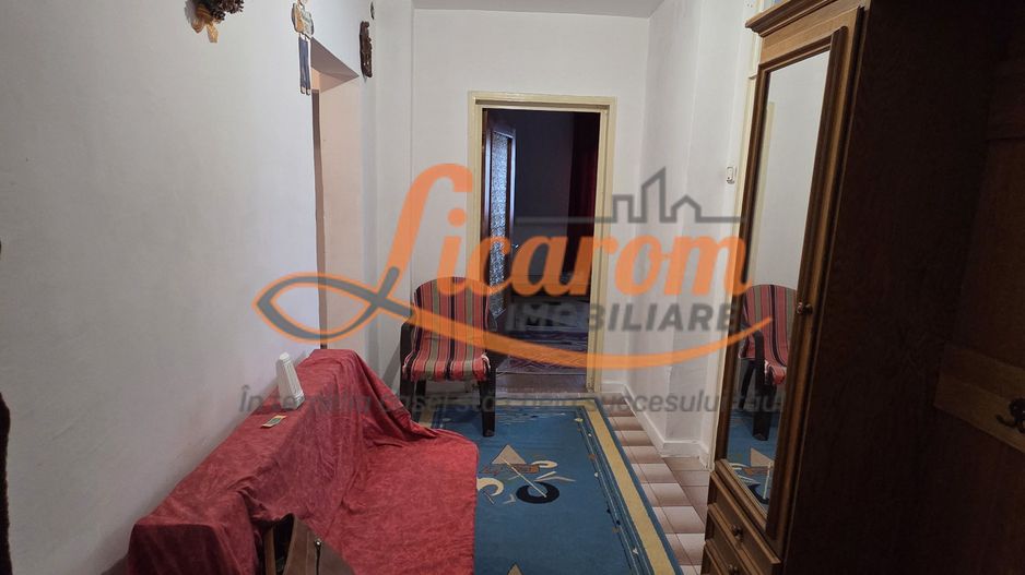 Apartament 3 camere Carpatilor aproape de Spitalul Judetean - Poză 5