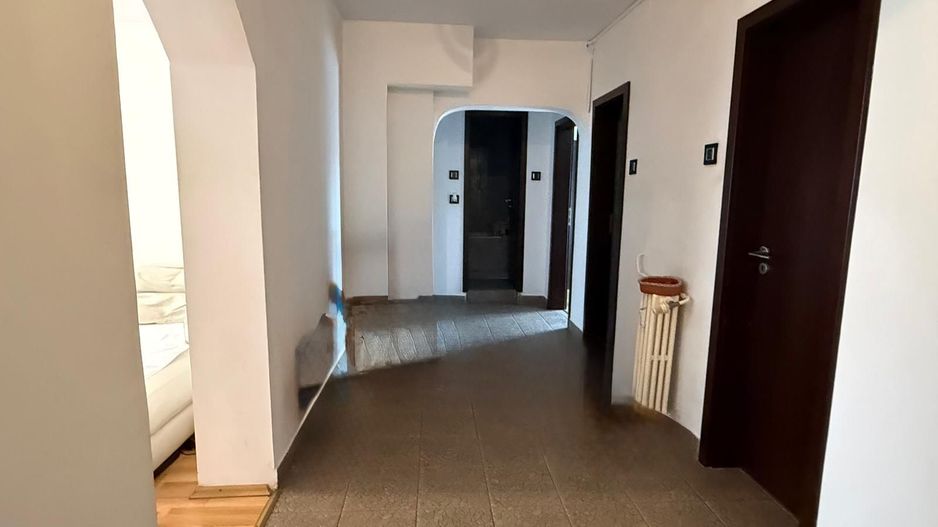 APARTAMENT 3 CAMERE CALEA CALARASILOR 10 MIN METROU MUNCII - Poză 6