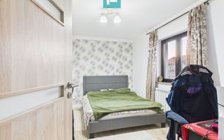 Casă cu 3 camere, P+1–Giarmata - Poză 15