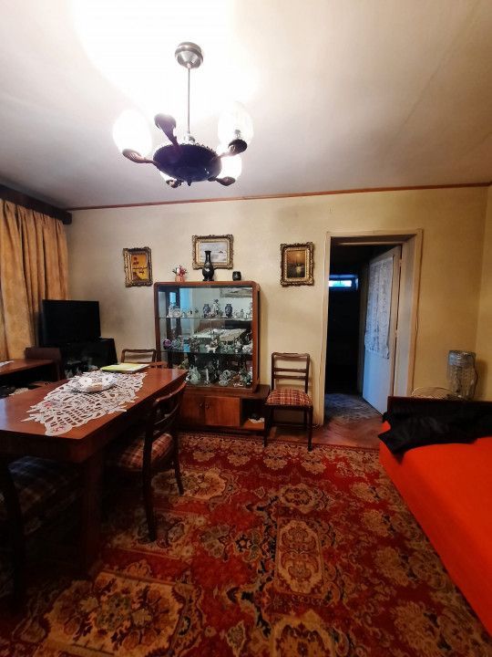 Apartament 3 camere, semidecomandat, central, Campina - Poză 6