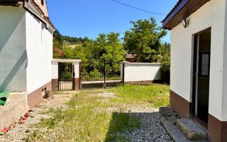 CASĂ / TEREN 1030MP / MAGAZIE / UTILITATI - Poză 2
