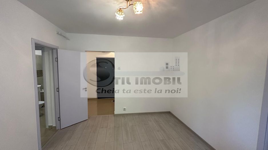 Apartament 3 camere Podu Roș -Renovat integral, 117.000 € - Poză 4
