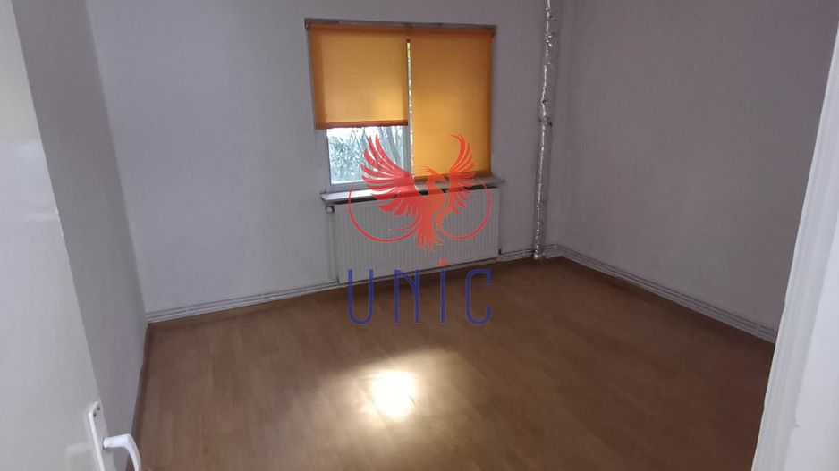 Apartament 3 camere, Rovine zona postei, Et P/4 - Poză 3