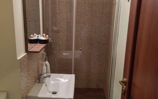 Complex, 5 camere + 2 bai, centrala proprie - Poză 7