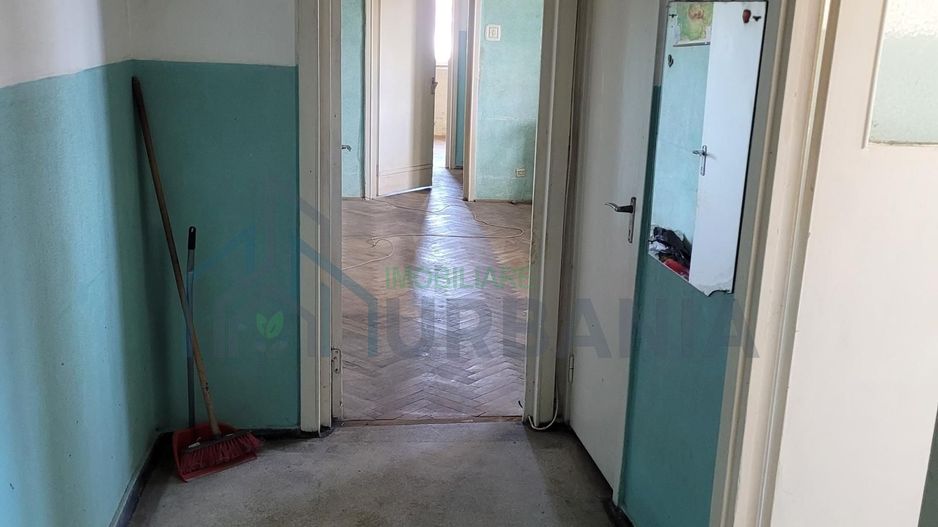 Apartament Tătărași  85000 E negociabil - Poză 4