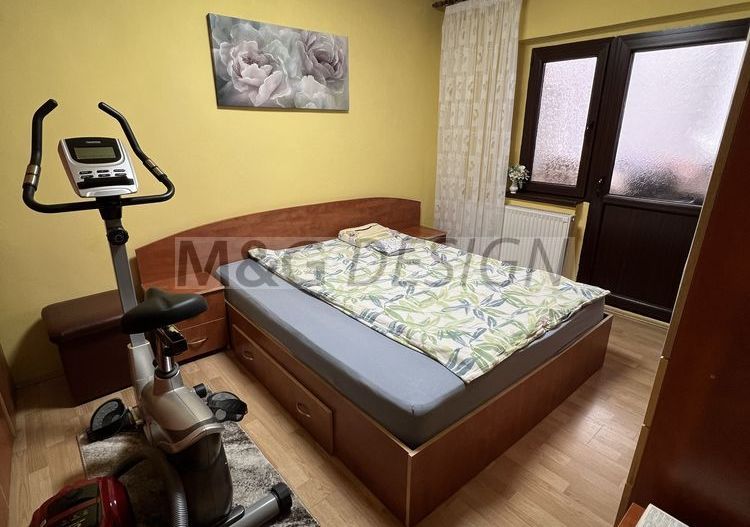 Apartament 3 Camere  Aradului etaj 2 - Poză 4