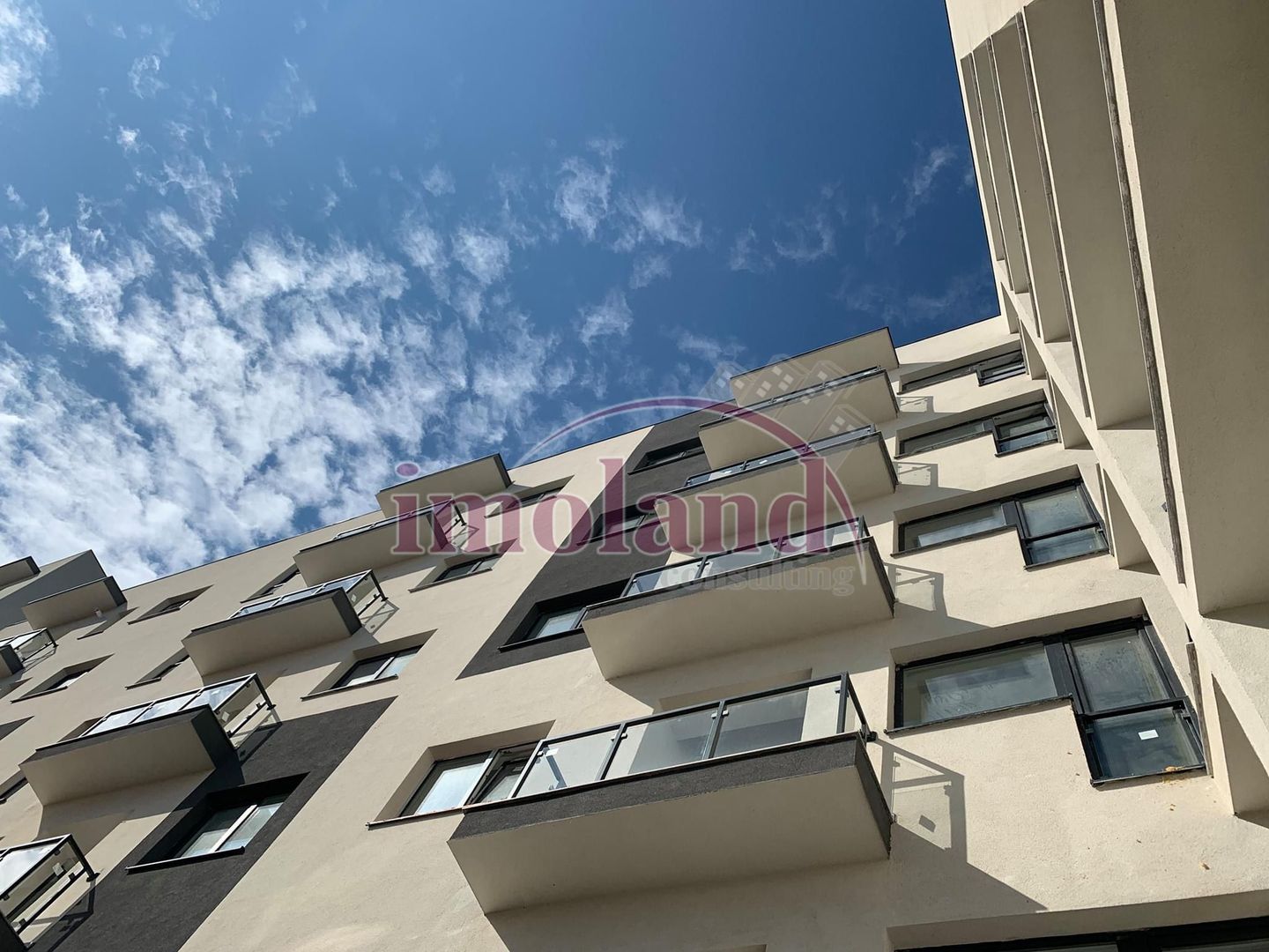 Apartament spre vanzare 2 camere 58 mp decomandat nou – Sisesti / Lacul Grivita - Poză 1