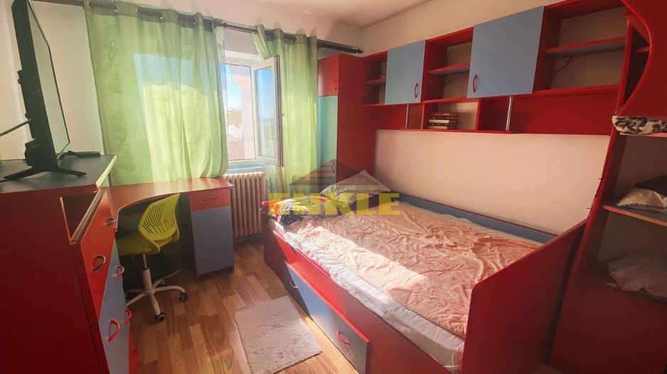 De închiriat apartament cu 2 camere decomandat, zona Bucovina - Poză 4