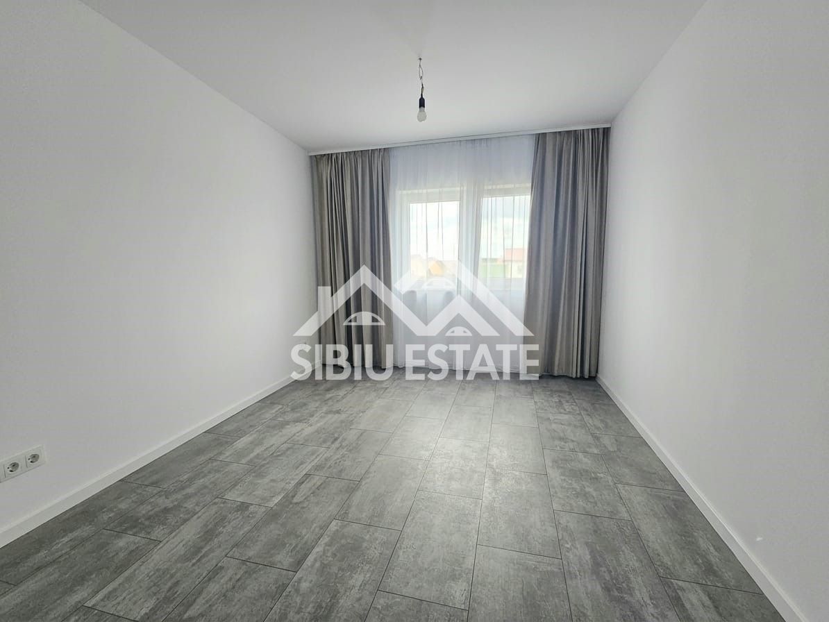 Casa individuala 5 camere, dormitor la parter - Poză 7