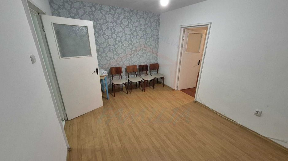 Vanzare apartament 2 camere in micro 19, 40 mp, 50.000 EURO - Poză 2