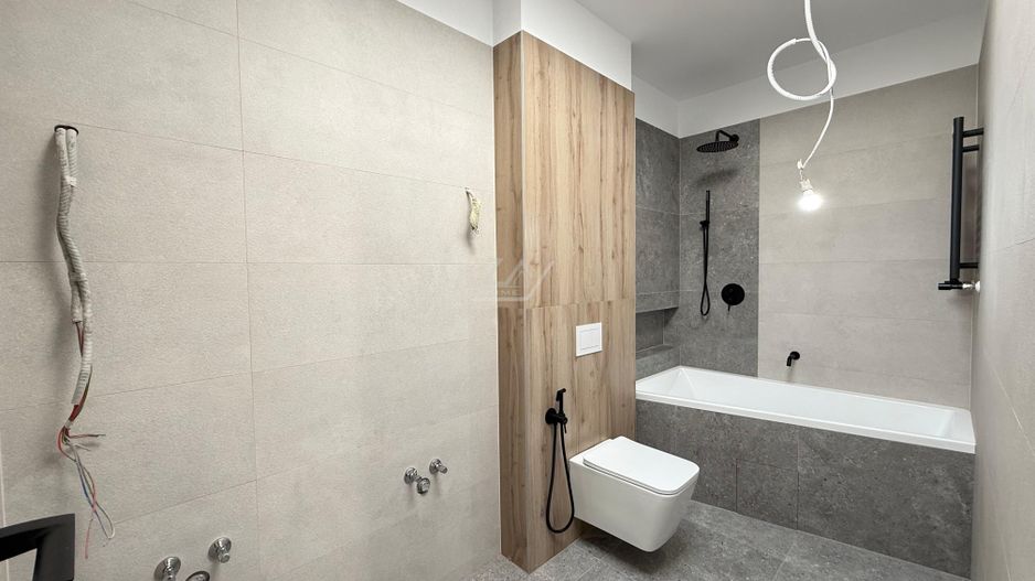 Ap pe 2 niveluri. 4 camere, 2 bai. 2 locuri de parcare. - Poză 13