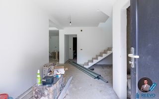 Casă de vânzare, centrală, pe str.  Oituz, Bacău - Poză 4