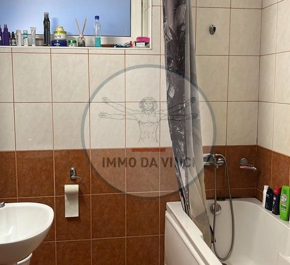 închiriez apartament cu o camera,  zona Farmec - Poză 4