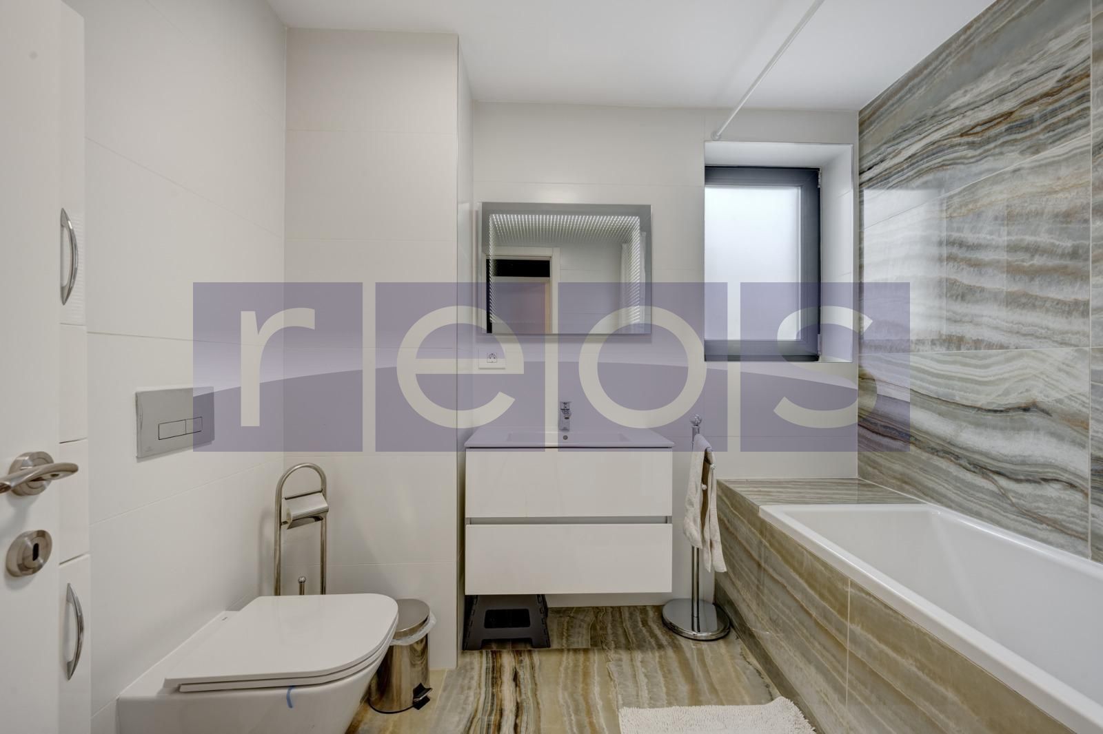 VANZARE 3 CAMERE DECOMANDAT - Poză 15