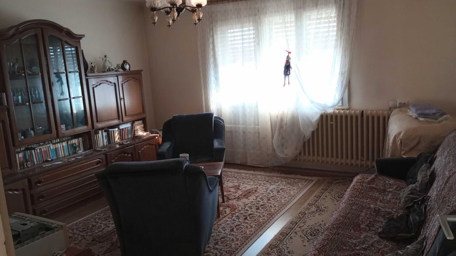 BRASADAS vinde casa DUPLEX 1979 tip P+1 zona 14 Mai. - Poză 5